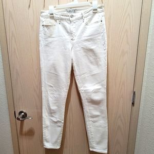 Abercrombie Mid Rise Super Skinny Jeans Size 29R